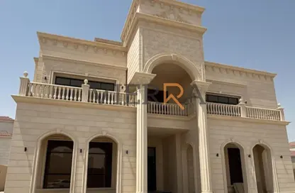 Villa - 5 Bedrooms - 7+ Bathrooms for rent in Madinat Al Riyad - Abu Dhabi