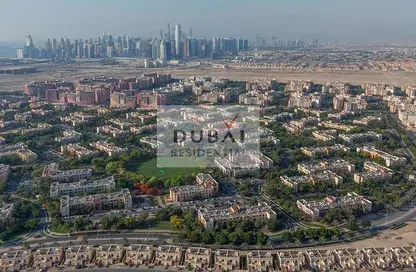 Apartment - 2 Bedrooms - 2 Bathrooms for rent in The Gardens Buildings - The Gardens - Dubai