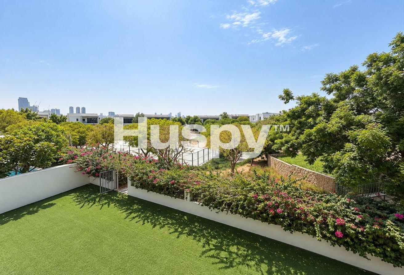Park Backing | Well Maintained | Type E4 photo 8