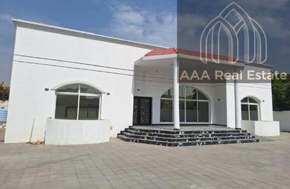 Villa - 3 Bedrooms - 5 Bathrooms for rent in Al Muhaisnah 1 - Al Muhaisnah - Dubai