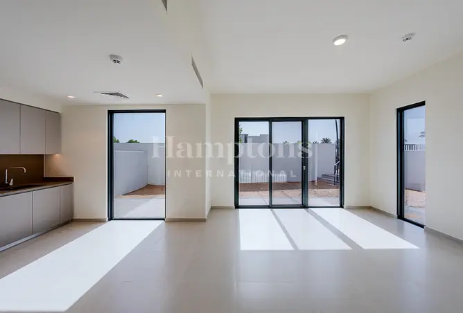 156194962 - Property Image 3