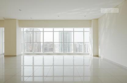 Compound - 3 Bedrooms - 4 Bathrooms for rent in Capricorn Tower - Sheikh Zayed Road - Dubai