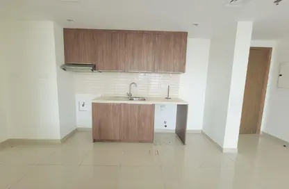 شقة - غرفة نوم - 1 حمام للايجار في ورود 2 - الزاهية - تجارية مويلح - الشارقة