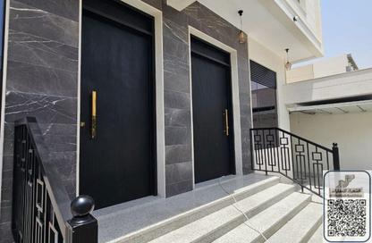 Villa - 5 Bedrooms - 7 Bathrooms for sale in Al Yasmeen 1 - Al Yasmeen - Ajman
