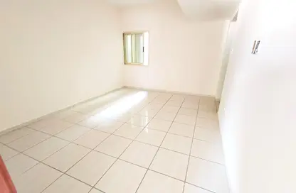 Apartment - 2 Bedrooms - 2 Bathrooms for rent in SG Muwaileh Building - Muwaileh - Sharjah