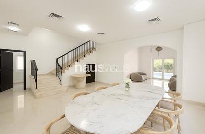 Villa - 5 - 5 for rent in The Centro - The Villa - Dubai