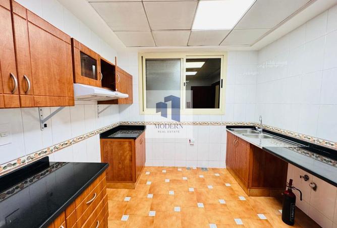 77367283 - Property Image 3