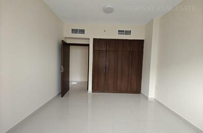 Apartment - 2 Bedrooms - 2 Bathrooms for rent in Muwaileh 29 Building - Muwaileh - Sharjah