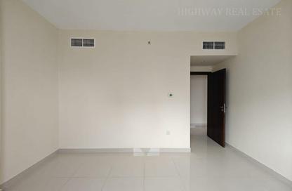 Apartment - 2 Bedrooms - 2 Bathrooms for rent in Muwaileh 29 Building - Muwaileh - Sharjah