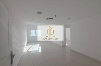 Apartment - 2 Bedrooms - 2 Bathrooms for rent in Al Falah District Tower - Al Khan - Sharjah