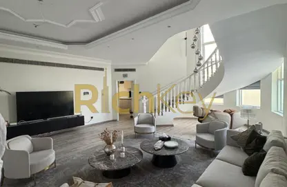 Villa - 7 Bedrooms - 7+ Bathrooms for rent in Al Manara - Dubai