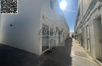 سكن عمال - استوديو - 8 حمامات للايجار في منطقة رقم 13 - المنطقة الصناعية بالشارقة - الشارقة