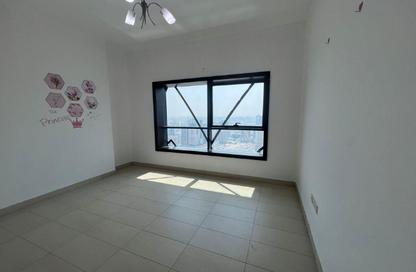 Apartment - 3 Bedrooms - 4 Bathrooms for rent in Al Khan Corniche - Al Khan - Sharjah