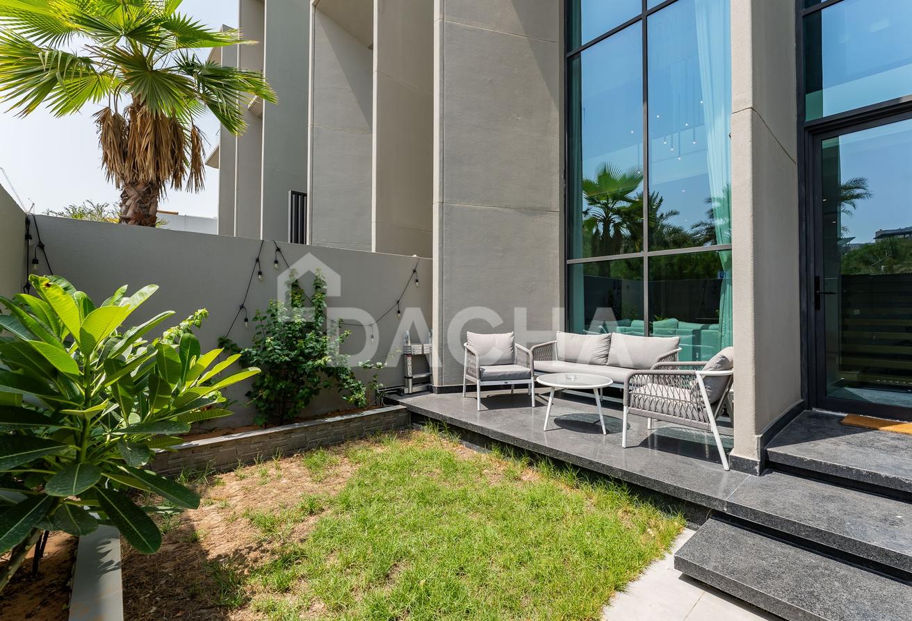 EXCLUSIVE | Fully Furnished | Maids Room photo 11