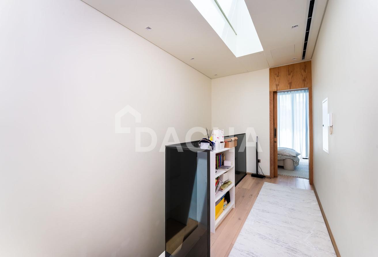 EXCLUSIVE | Fully Furnished | Maids Room photo 16