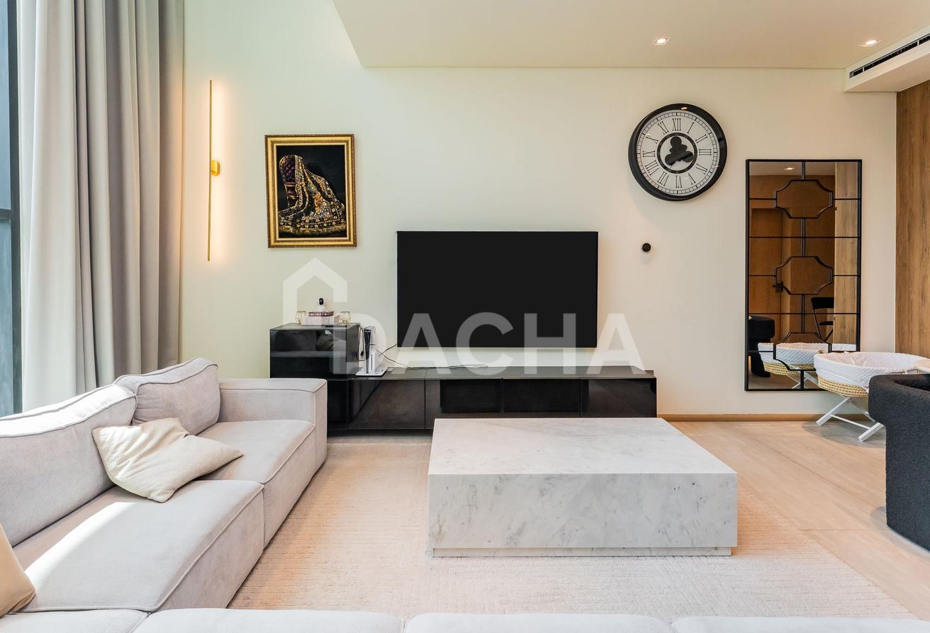 EXCLUSIVE | Fully Furnished | Maids Room photo 7