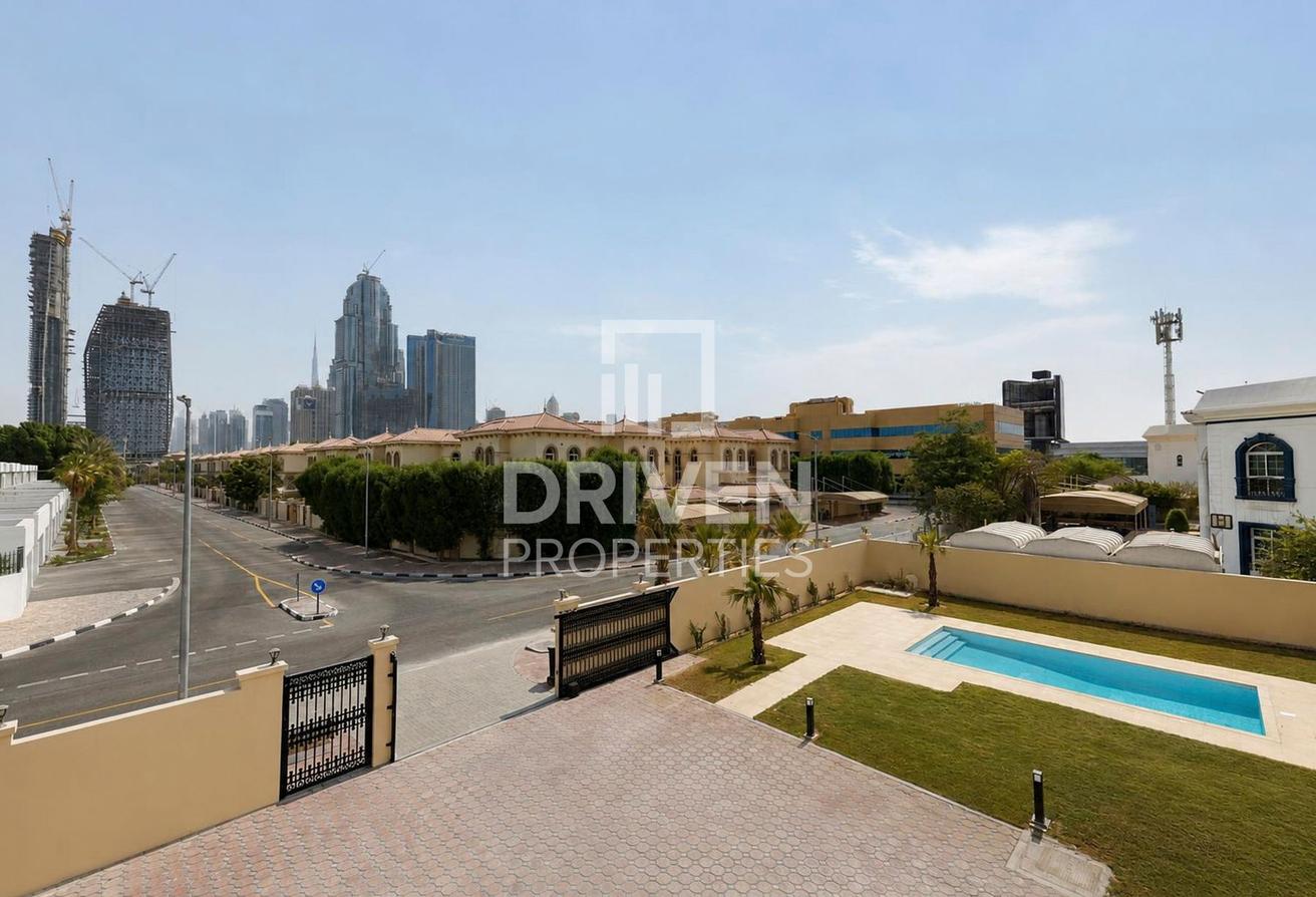 Fully Upgraded Villa | Private Pool | Huge Plot photo 28