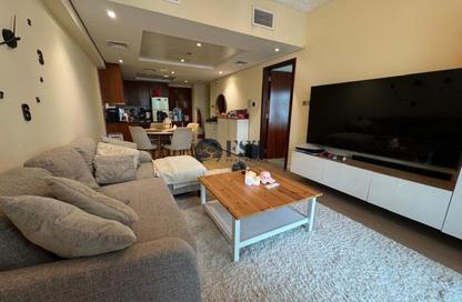 Apartment - 1 - 2 for rent in Lake View Tower - JLT Cluster B - Jumeirah Lake Towers - Dubai Apartment - 1 - 2 for rent in Lake View Tower - JLT Cluster B - Jumeirah Lake Towers - Dubai