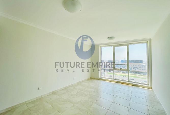 104669178 - Property Image 2