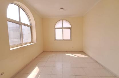 Apartment - 1 - 1 for rent in Muwailih Building - Muwaileh - Sharjah