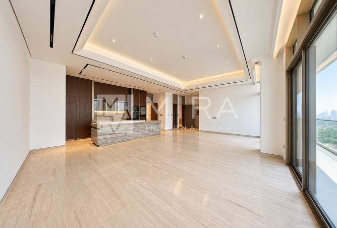 4-bed penthouse in St. Regis Residences Financial Center Road — photo 3