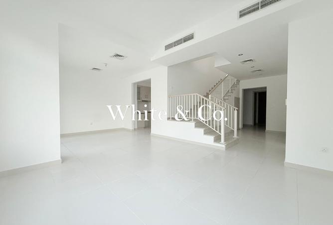 2Oz8JqS2zL6 - Property Image 2