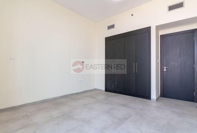 W/ LAUNDRY ROOM- DEWA ONLY AC - READY TO MOVE IN!!