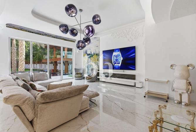 77793755 - Property Image 2
