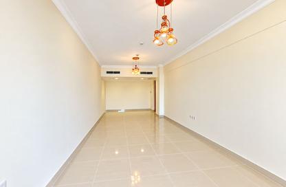 Apartment - 2 - 2 for rent in Muwaileh 29 Building - Muwaileh - Sharjah