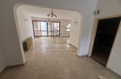 Apartment - 4 - 3 for rent in Al Qulaya'ah - Al Sharq - Sharjah