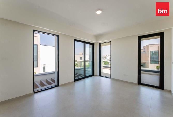 56150117 - Property Image 3