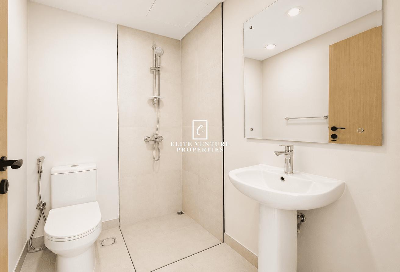 MID CORNER UNIT | BRAND NEW | MOVE-IN READY photo 12