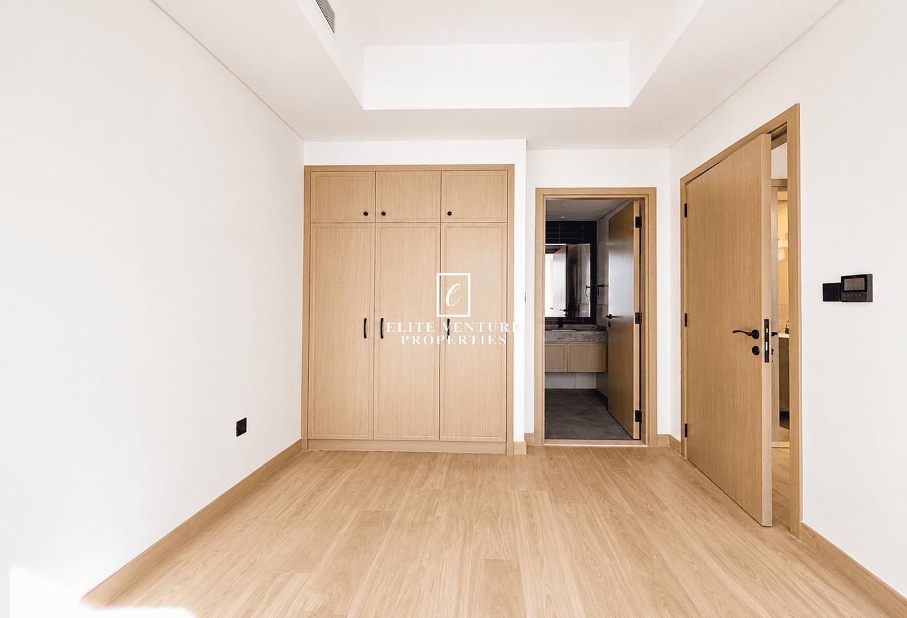 MID CORNER UNIT | BRAND NEW | MOVE-IN READY photo 7