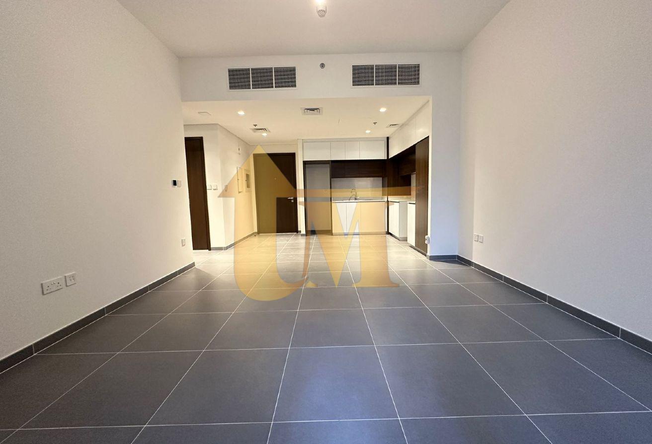 Ready To Move| Prime Location| Vacent photo 3