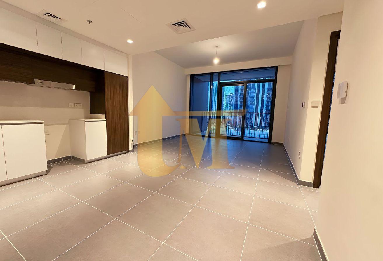 Ready To Move| Prime Location| Vacent photo 4