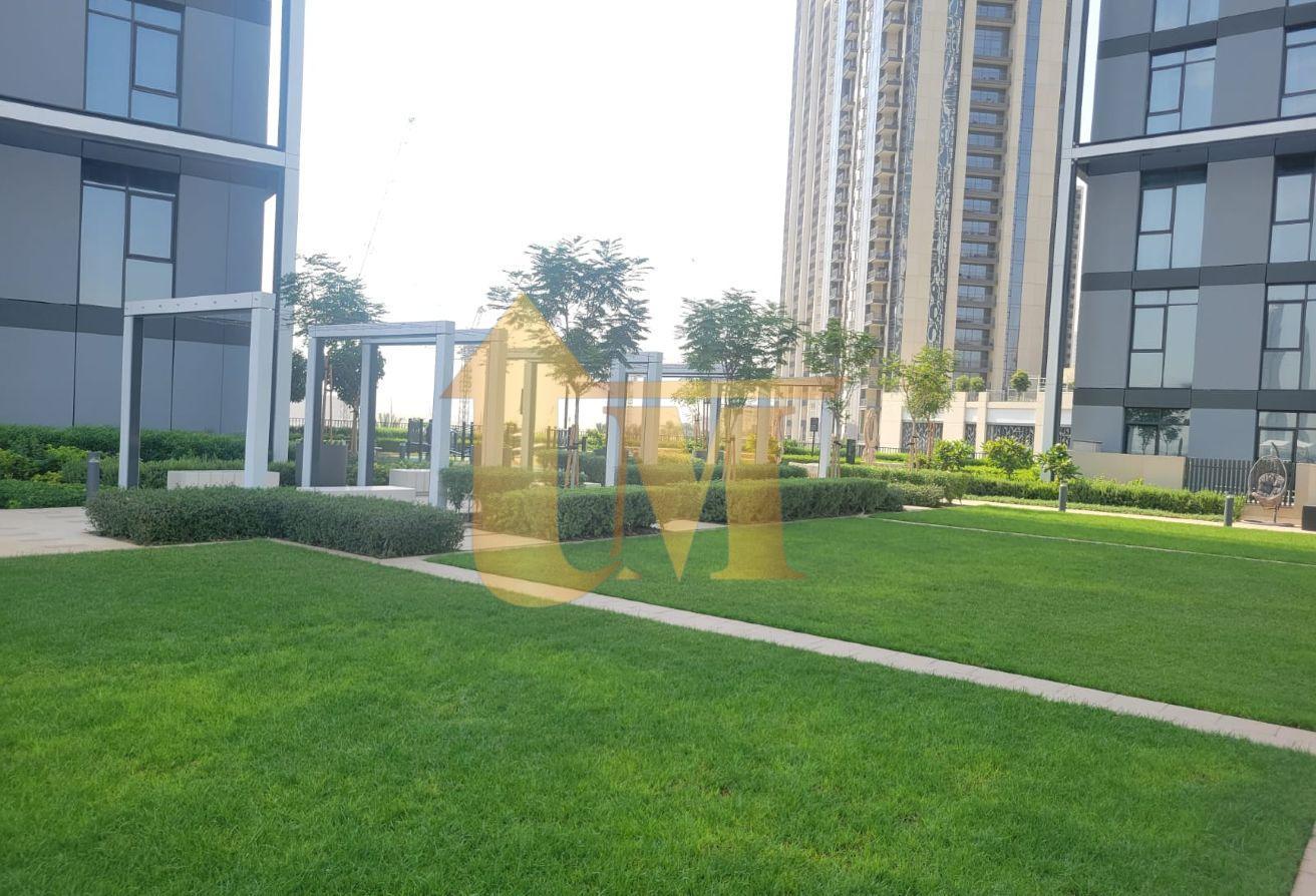 Ready To Move| Prime Location| Vacent photo 7