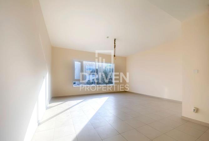 77384854 - صورة العقار 3