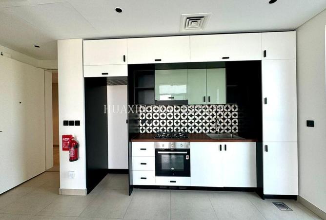 81110053 - Property Image 2