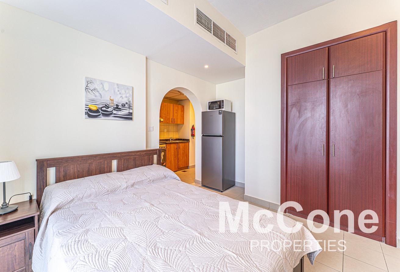 Furnished Studio | Cricket Tower | Prime Location photo 5