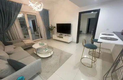 Apartment - 1 Bedroom - 2 Bathrooms for rent in Spanish Andalusian - Canal Residence - Dubai Sports City - Dubai