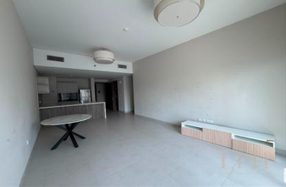 Apartment - 2 - 3 for rent in SOL Avenue - Business Bay - Dubai