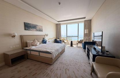 Apartment - Studio - 1 for rent in The Palm Tower - Palm Jumeirah - Dubai