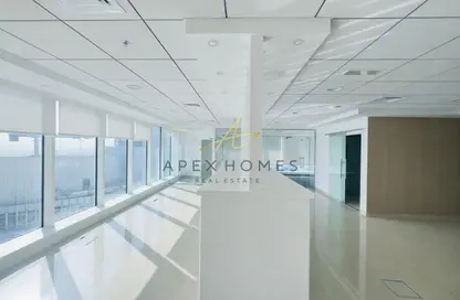 Apartment - Studio for rent in The Burlington - Business Bay - Dubai