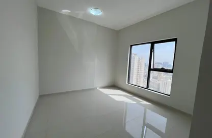 شقة - 2 غرف نوم - 2 حمامات للايجار في أواسيس تاور ٣ - الراشدية 1 - الراشدية - عجمان