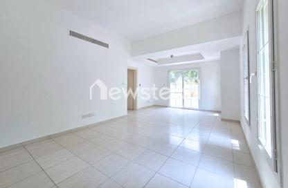 Villa - 3 Bedrooms - 3 Bathrooms for rent in Springs 1 - The Springs - Dubai
