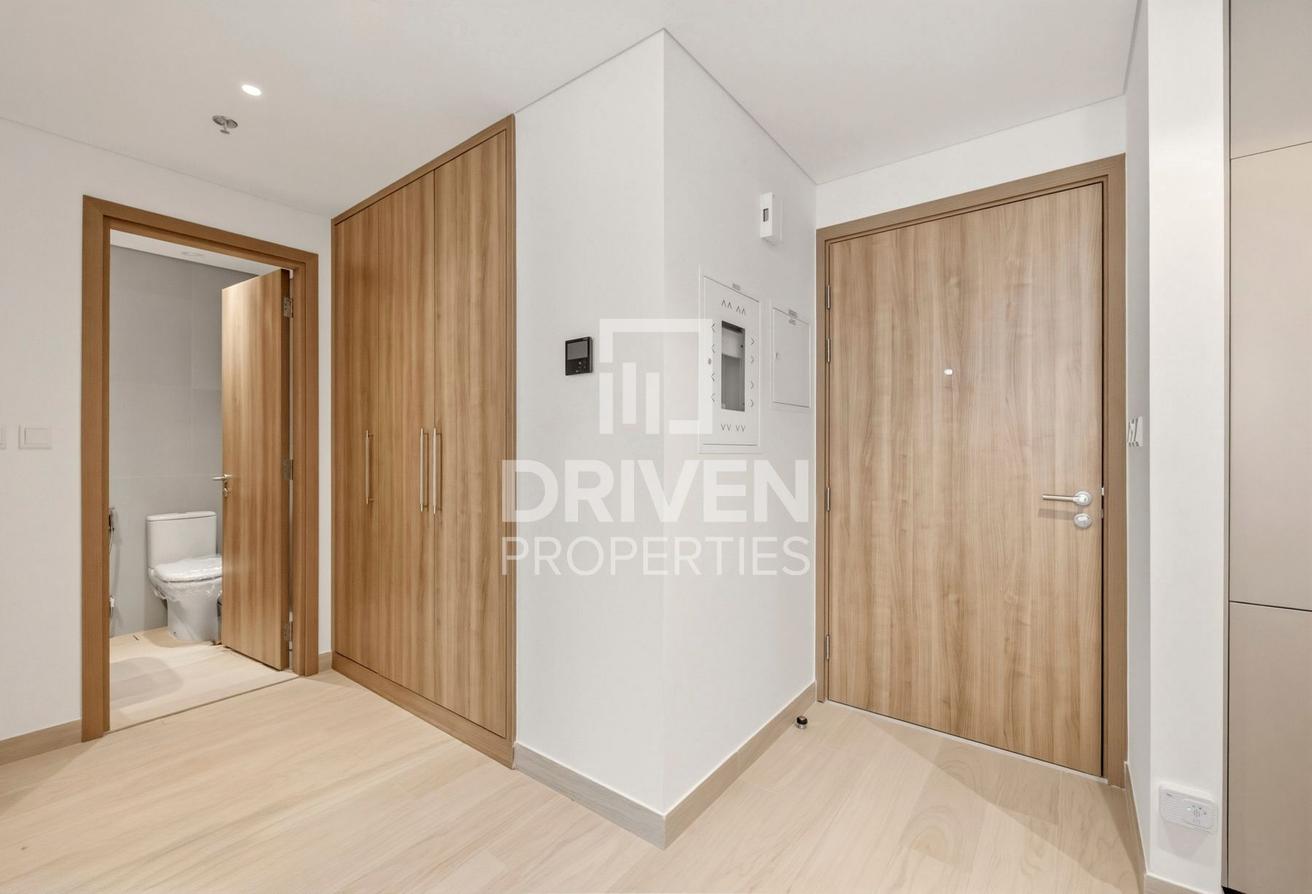 Ready to Move in | Lagoon View | Multiple Cheques photo 9