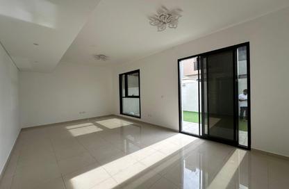 Townhouse - 3 Bedrooms - 4 Bathrooms for rent in Nasma Residences - Aljada - Sharjah