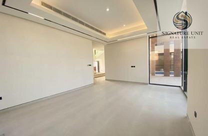 Villa - 5 Bedrooms - 7 Bathrooms for rent in Al Aweer 1 - Al Aweer - Dubai Villa - 5 Bedrooms - 7 Bathrooms for rent in Al Aweer 1 - Al Aweer - Dubai