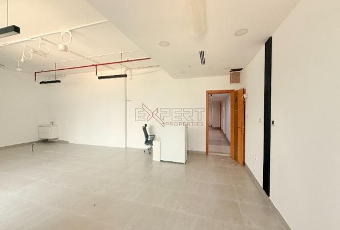 127022420 - Property Image 2