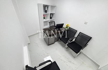 Office Space - Studio - 1 Bathroom for rent in Reem Residency - Al Karama - Dubai